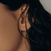 Kinn Huggie Earrings Pave 