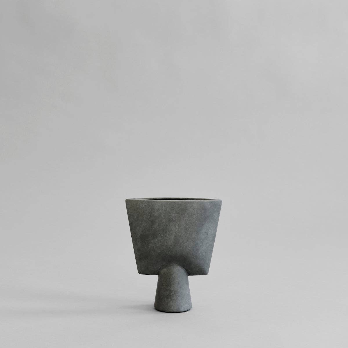 Sphere Vase Triangle, Mini - Dark Grey by 101 Copenhagen - Room Eight - Studio Nordhaven